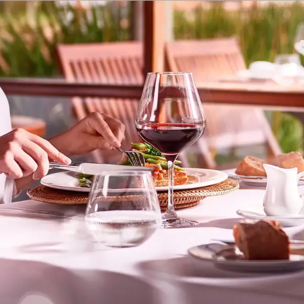 Visita Bodega Bouza com Degustação de Vinhos com Almoço Harmonizado